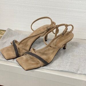 $1095 Brunello Cucinelli Monili CrissCross kitten heel beige suede sandals 7